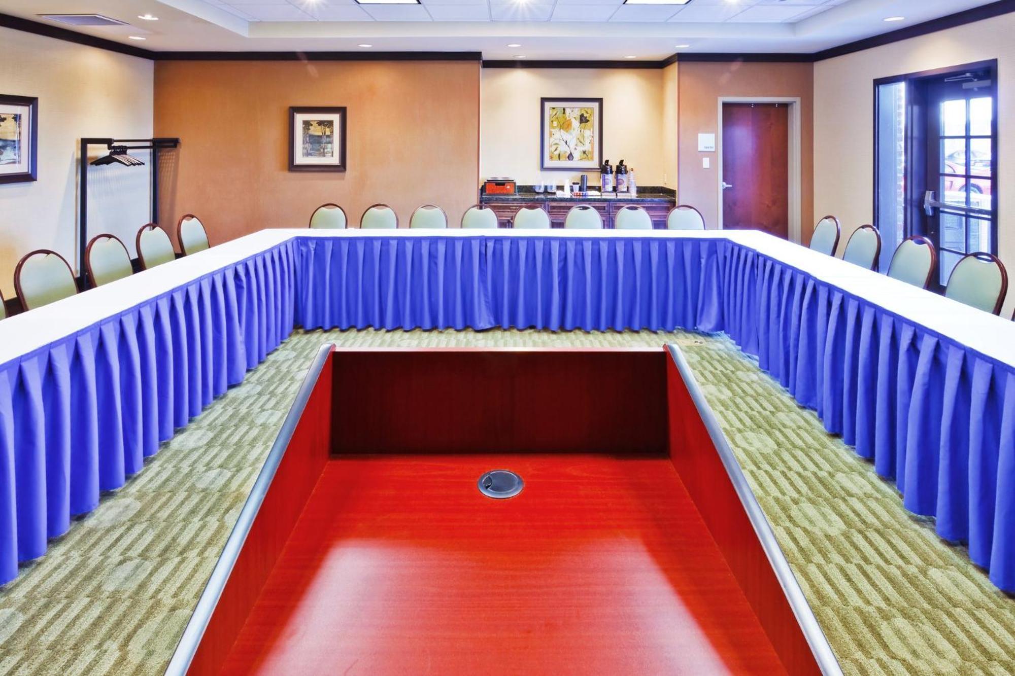 Holiday Inn Express Hotel & Suites Ooltewah Springs - Chattanooga By Ihg Buitenkant foto