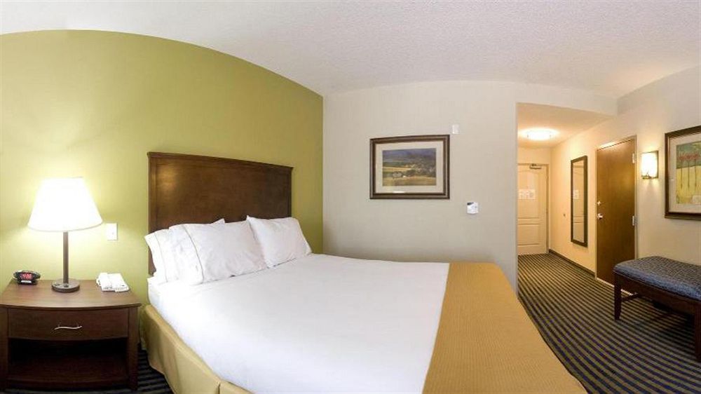 Holiday Inn Express Hotel & Suites Ooltewah Springs - Chattanooga By Ihg Buitenkant foto